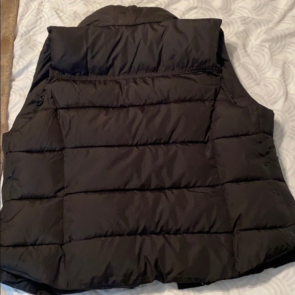 Vest - Picture 3 of 3
